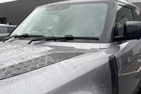 KT73NXR Land Rover Defender 90 3.0 D250 X-Dynamic HSE 3dr Thumbnail #20