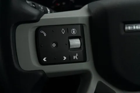 KT73NXR Land Rover Defender 90 3.0 D250 X-Dynamic HSE 3dr Thumbnail #46