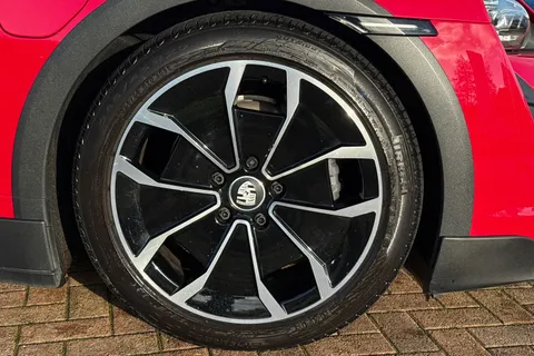 RJ23UCT Porsche Taycan Performance Plus 93.4kWh 4 Cross Turismo Auto 4WD 5dr (11kW Charger) Thumbnail #13