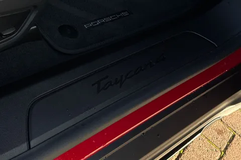 RJ23UCT Porsche Taycan Performance Plus 93.4kWh 4 Cross Turismo Auto 4WD 5dr (11kW Charger) Thumbnail #28