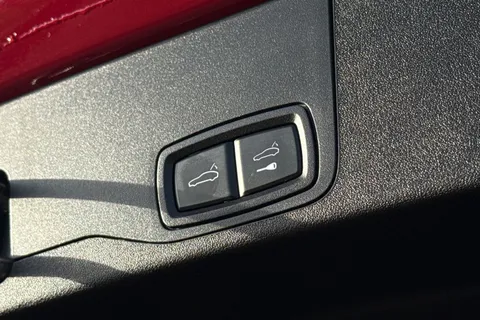 RJ23UCT Porsche Taycan Performance Plus 93.4kWh 4 Cross Turismo Auto 4WD 5dr (11kW Charger) Thumbnail #30