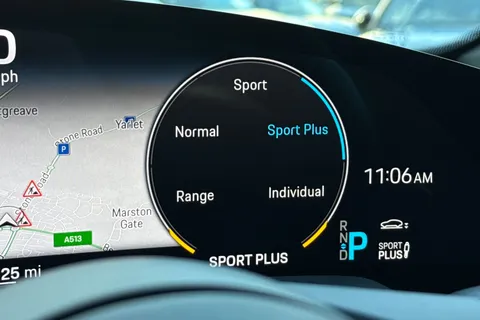 RJ23UCT Porsche Taycan Performance Plus 93.4kWh 4 Cross Turismo Auto 4WD 5dr (11kW Charger) Thumbnail #47