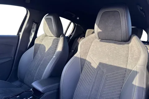 DA75GMX PEUGEOT e-208 51kWh GT Premium Auto 5dr (7.4kW Charger) Thumbnail #10