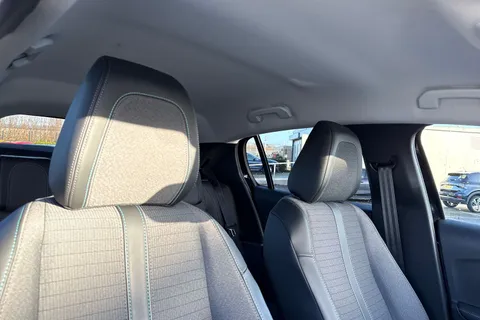 DV71SGX PEUGEOT e-208 50kWh Allure Premium Auto 5dr Thumbnail #23