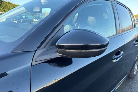 DV71SGX PEUGEOT e-208 50kWh Allure Premium Auto 5dr Thumbnail #27