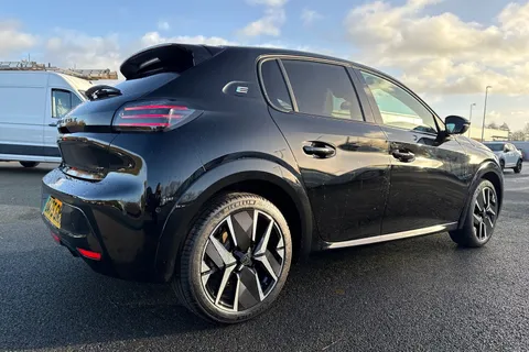 DA75GMX PEUGEOT e-208 51kWh GT Premium Auto 5dr (7.4kW Charger) Thumbnail #33