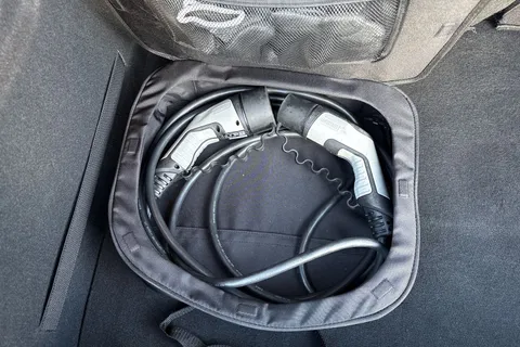 DV71SGX PEUGEOT e-208 50kWh Allure Premium Auto 5dr Thumbnail #36