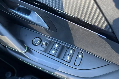 DA75GMX PEUGEOT e-208 51kWh GT Premium Auto 5dr (7.4kW Charger) Thumbnail #42