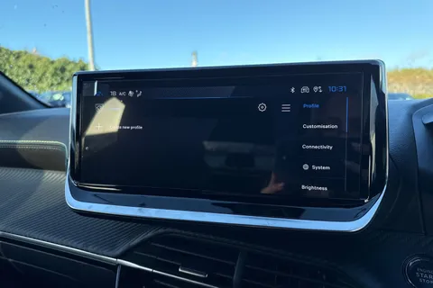 DA75GMX PEUGEOT e-208 51kWh GT Premium Auto 5dr (7.4kW Charger) Thumbnail #51