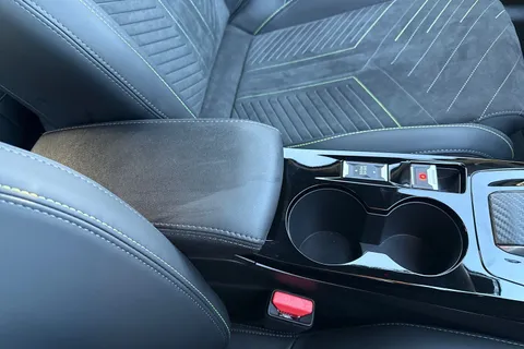 DA75GMX PEUGEOT e-208 51kWh GT Premium Auto 5dr (7.4kW Charger) Thumbnail #59