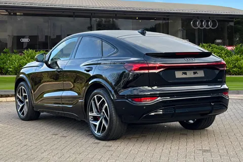  Audi Q6 E-Tron 100kWh Edition 1 Sportback Auto quattro 5dr Thumbnail #3
