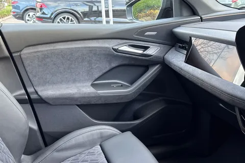  Audi Q6 E-Tron 100kWh Edition 1 Sportback Auto quattro 5dr Thumbnail #20