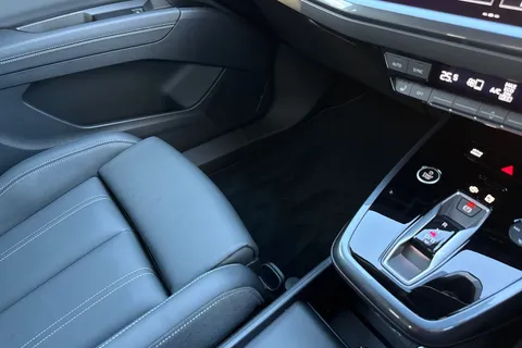 19 of 59 for Audi Q4 e-tron 40 Black Edition Auto 5dr 82kWh