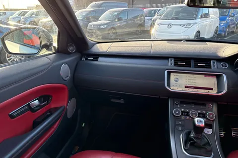 VX68WBF Land Rover Range Rover Evoque 2.0 eD4 HSE Dynamic FWD Euro 6 (s/s) 5dr Thumbnail #16