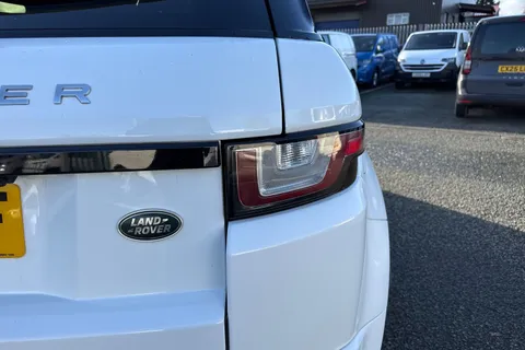 VX68WBF Land Rover Range Rover Evoque 2.0 eD4 HSE Dynamic FWD Euro 6 (s/s) 5dr Thumbnail #27