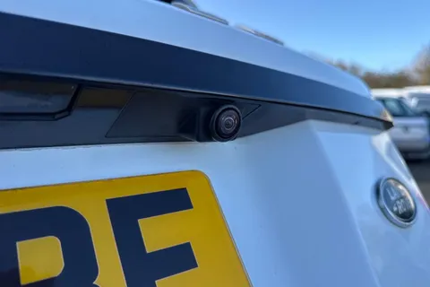 VX68WBF Land Rover Range Rover Evoque 2.0 eD4 HSE Dynamic FWD Euro 6 (s/s) 5dr Thumbnail #28