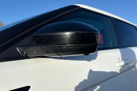 VX68WBF Land Rover Range Rover Evoque 2.0 eD4 HSE Dynamic FWD Euro 6 (s/s) 5dr Thumbnail #33