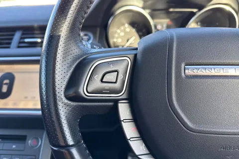 VX68WBF Land Rover Range Rover Evoque 2.0 eD4 HSE Dynamic FWD Euro 6 (s/s) 5dr Thumbnail #45