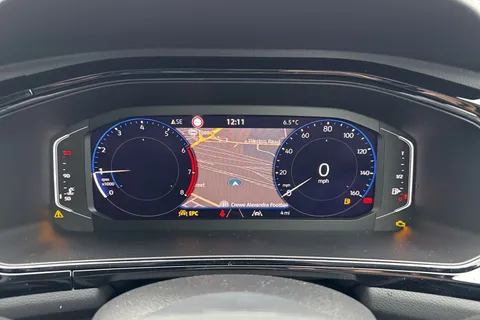 Volkswagen T-Roc 1.0 TSI Style Design Euro 6 (s/s) 5dr Thumbnail #35