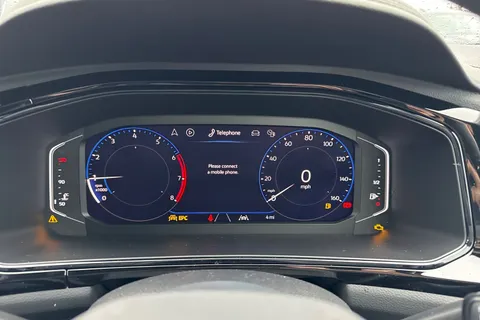 Volkswagen T-Roc 1.0 TSI Style Design Euro 6 (s/s) 5dr Thumbnail #39