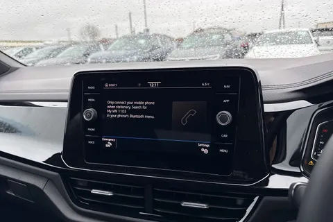 Volkswagen T-Roc 1.0 TSI Style Design Euro 6 (s/s) 5dr Thumbnail #46