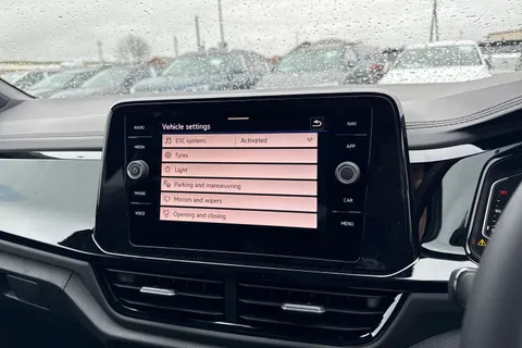 Volkswagen T-Roc 1.0 TSI Style Design Euro 6 (s/s) 5dr Thumbnail #48