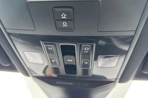 Volkswagen T-Roc 1.0 TSI Style Design Euro 6 (s/s) 5dr Thumbnail #56