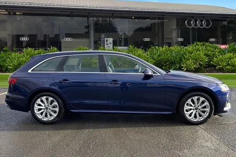 KY24TVM Audi A4 Avant Avant Sport 40 TFSI  204 PS S tronic Thumbnail #4