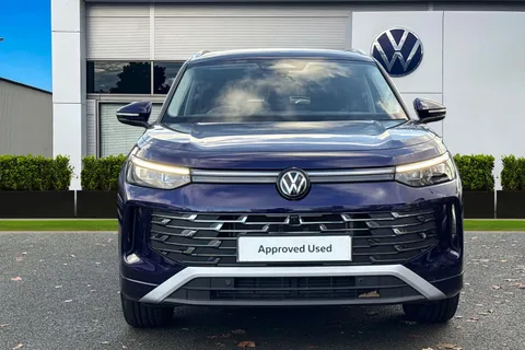 YH75ODT Volkswagen Tayron 1.5 eTSI Elegance 5dr DSG7 [7 Seat] | Rear View Camera | Sat Nav Thumbnail #5