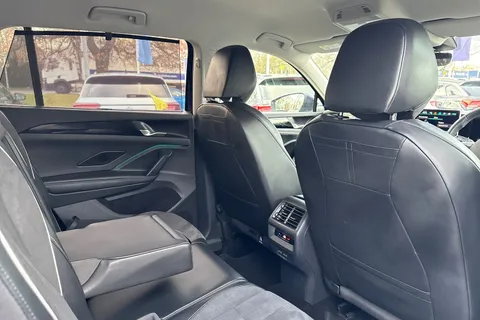 YH75ODT Volkswagen Tayron 1.5 eTSI Elegance 5dr DSG7 [7 Seat] | Rear View Camera | Sat Nav Thumbnail #41