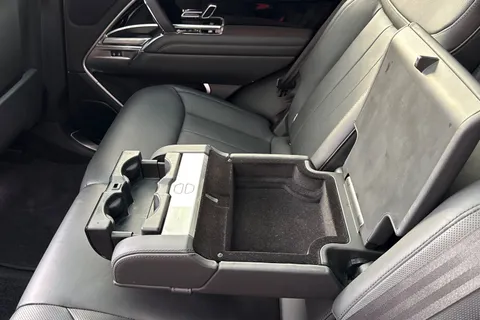 40 of 51 for Land Rover Range Rover 3.0 D300 SE 5dr