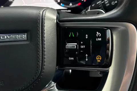 46 of 51 for Land Rover Range Rover 3.0 D300 SE 5dr