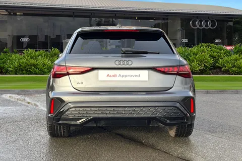 DK25XKZ Audi A3 Black Edition 35 TFSI 150 PS S tronic Thumbnail #4