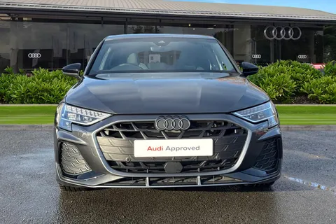 DK25XKZ Audi A3 Black Edition 35 TFSI 150 PS S tronic Thumbnail #6