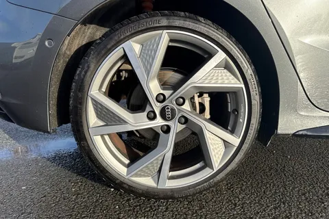 DK25XKZ Audi A3 Black Edition 35 TFSI 150 PS S tronic Thumbnail #11