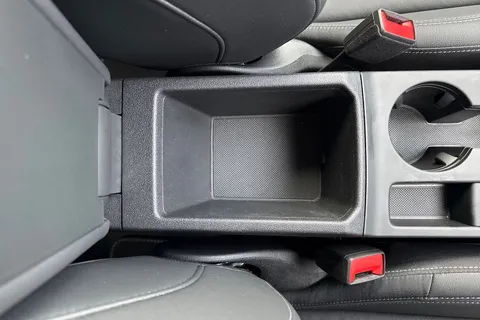 DK25XKZ Audi A3 Black Edition 35 TFSI 150 PS S tronic Thumbnail #49