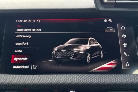 DK25XKZ Audi A3 Black Edition 35 TFSI 150 PS S tronic Thumbnail #58