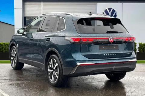 Volkswagen Tiguan 1.5 TSI Elegance DSG Euro 6 (s/s) 5dr Thumbnail #2