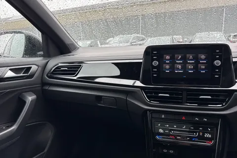 Volkswagen T-Roc 1.5 TSI Style Design Euro 6 (s/s) 5dr Thumbnail #19