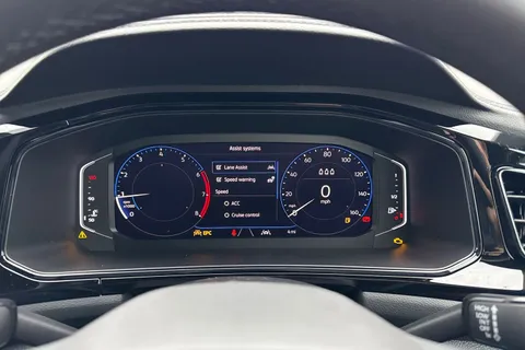 Volkswagen T-Roc 1.5 TSI Style Design Euro 6 (s/s) 5dr Thumbnail #34