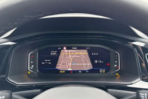 Volkswagen T-Roc 1.5 TSI Style Design Euro 6 (s/s) 5dr Thumbnail #37