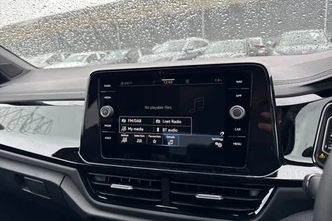 Volkswagen T-Roc 1.5 TSI Style Design Euro 6 (s/s) 5dr Thumbnail #45