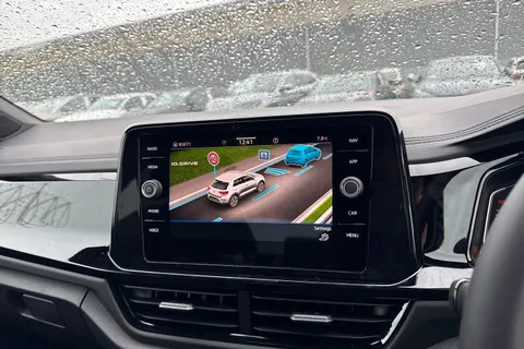 Volkswagen T-Roc 1.5 TSI Style Design Euro 6 (s/s) 5dr Thumbnail #49