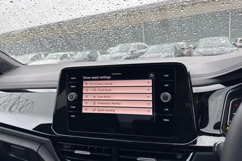 Volkswagen T-Roc 1.5 TSI Style Design Euro 6 (s/s) 5dr Thumbnail #50