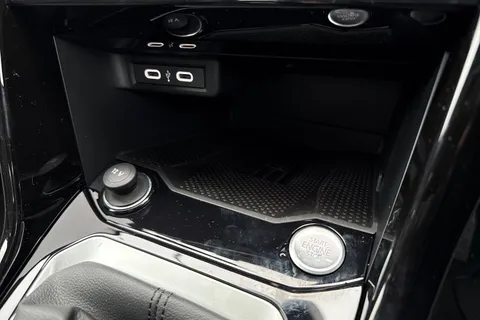 Volkswagen T-Roc 1.5 TSI Style Design Euro 6 (s/s) 5dr Thumbnail #55