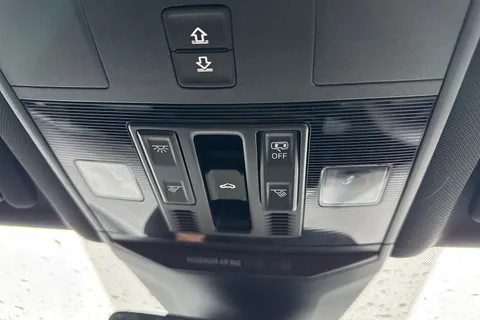 Volkswagen T-Roc 1.5 TSI Style Design Euro 6 (s/s) 5dr Thumbnail #56