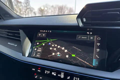 Audi RS 3 2.5 TFSI Carbon Vorsprung Sportback S Tronic quattro Euro 6 (s/s) 5dr Thumbnail #17