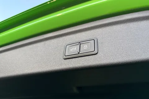 Audi RS 3 2.5 TFSI Carbon Vorsprung Sportback S Tronic quattro Euro 6 (s/s) 5dr Thumbnail #37