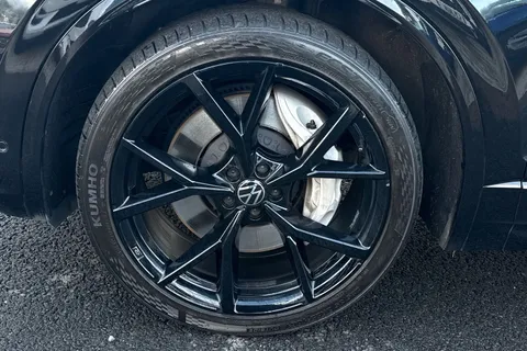 MT23VHX Volkswagen Touareg 3.0 V6 TSI PHEV 4Motion R 5dr Tip Auto, TOW BAR, DYNAUDIO, MASSAGE SEATS Thumbnail #9