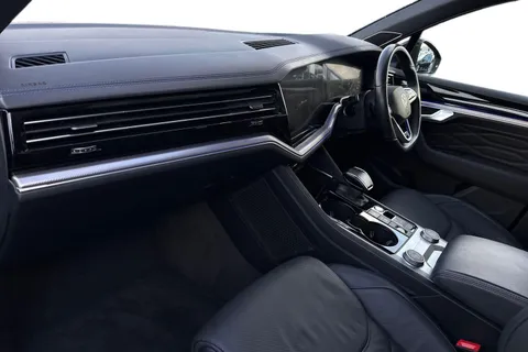 MT23VHX Volkswagen Touareg 3.0 V6 TSI PHEV 4Motion R 5dr Tip Auto, TOW BAR, DYNAUDIO, MASSAGE SEATS Thumbnail #14